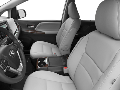 2016 Toyota Sienna XLE