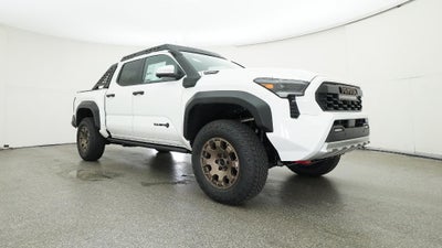 2025 Toyota Tacoma i-FORCE MAX Tacoma Trailhunter