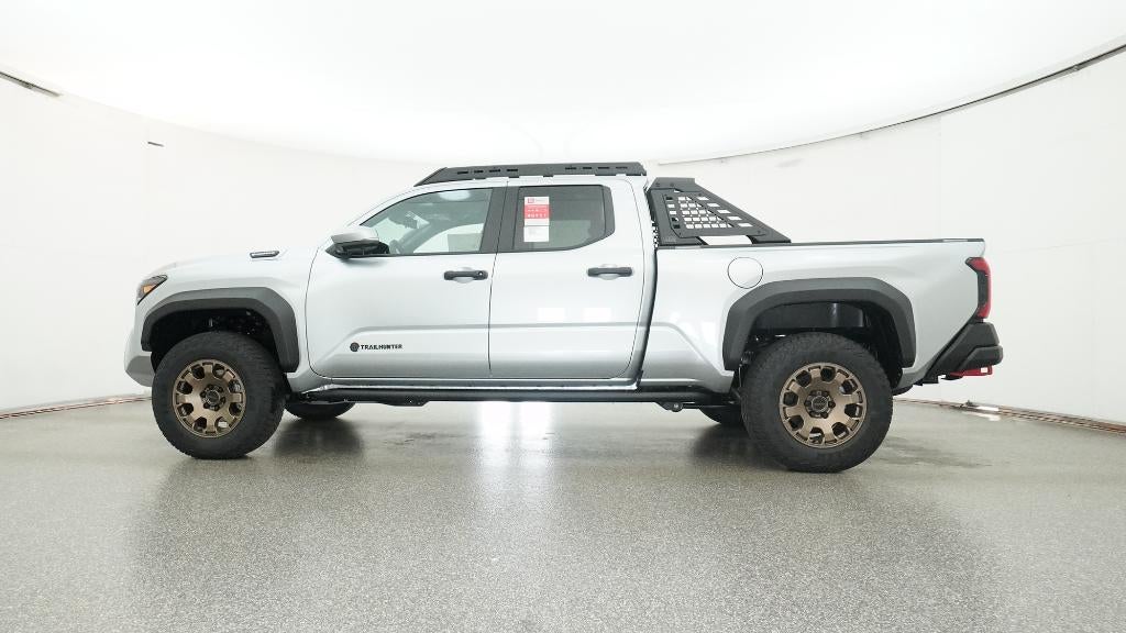 2025 Toyota Tacoma i-FORCE MAX Tacoma Trailhunter