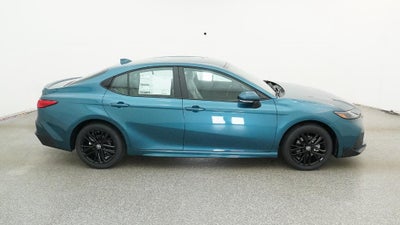 2026 Toyota Camry SE AWD