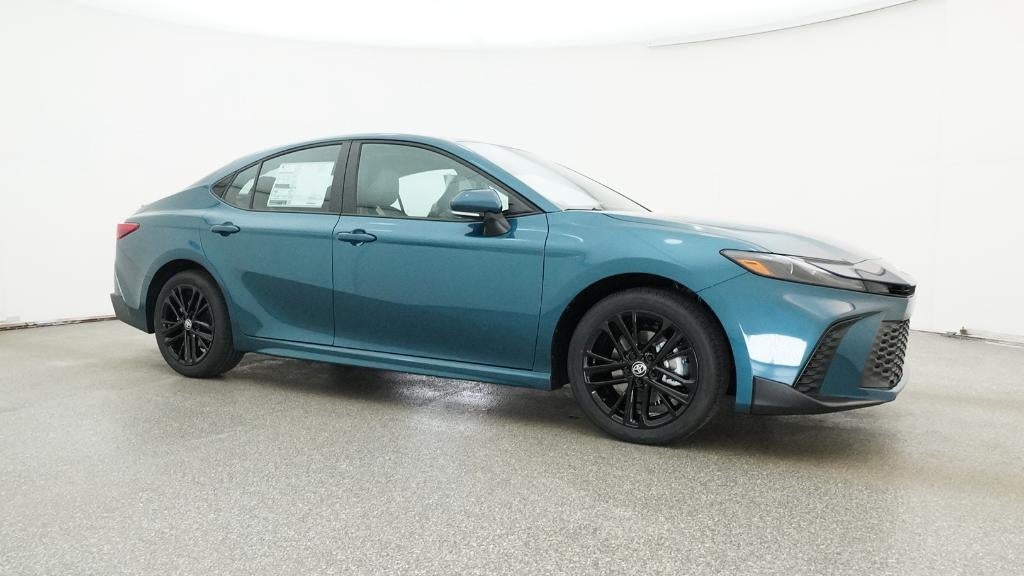 2026 Toyota Camry SE AWD