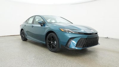 2026 Toyota Camry SE AWD