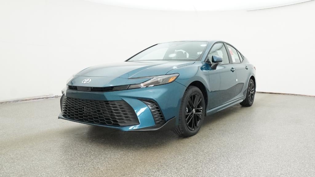 2026 Toyota Camry SE AWD