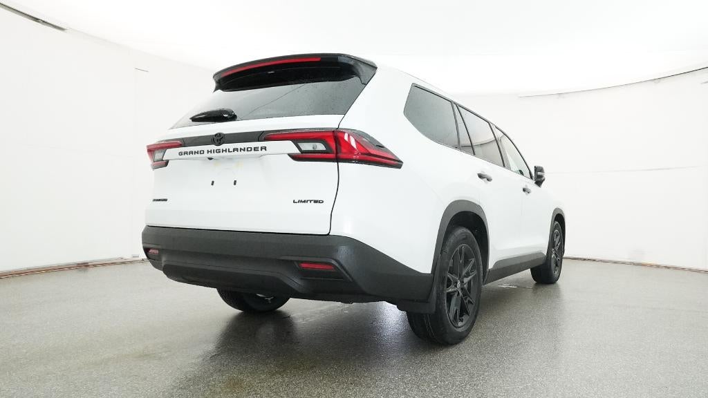 2026 Toyota Grand Highlander Hybrid Nightshade