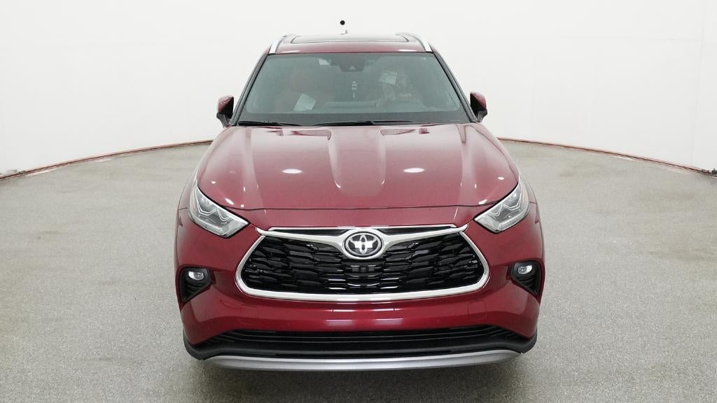 2026 Toyota Highlander Hybrid Platinum