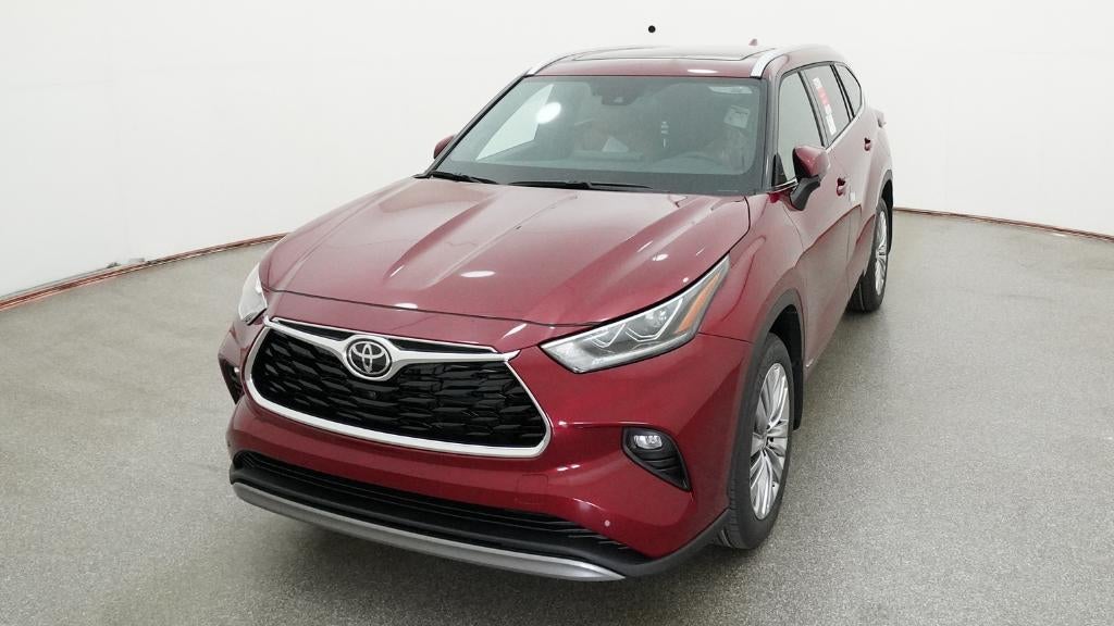2026 Toyota Highlander Hybrid Platinum