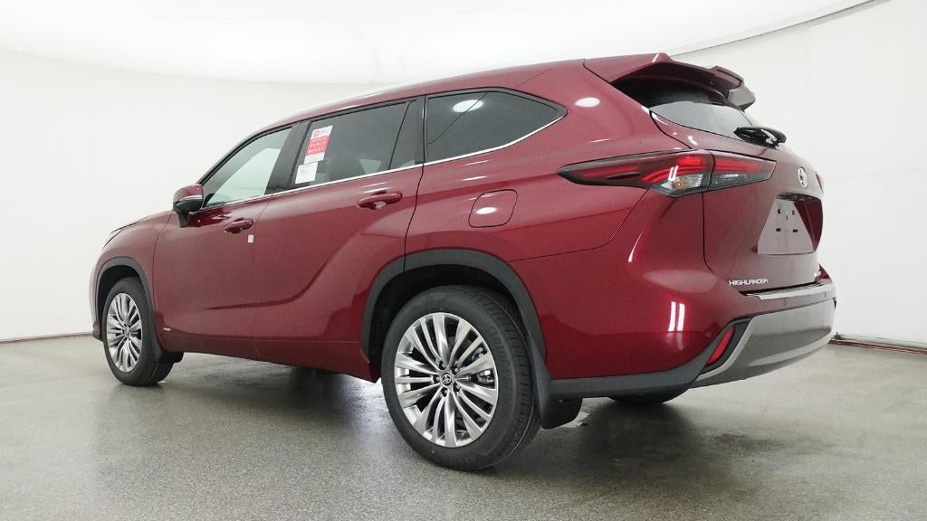 2026 Toyota Highlander Hybrid Platinum