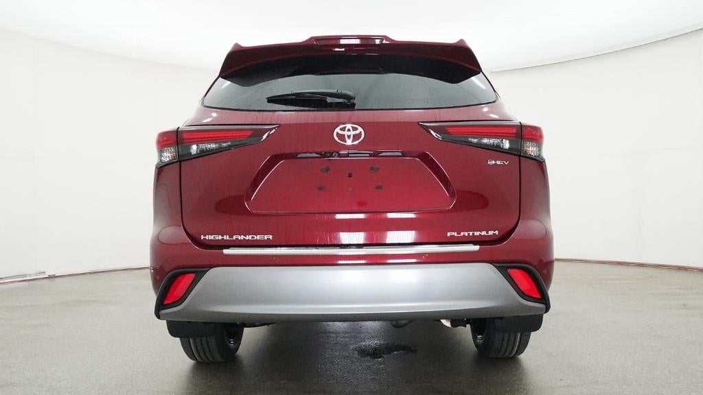 2026 Toyota Highlander Hybrid Platinum