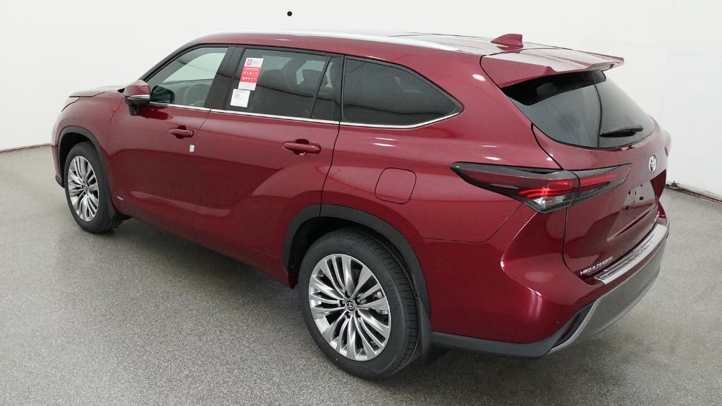 2026 Toyota Highlander Hybrid Platinum