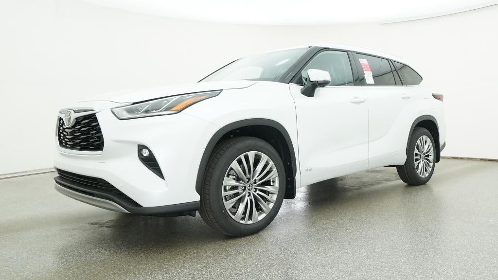 2026 Toyota Highlander Hybrid Platinum