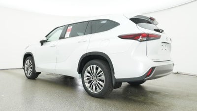 2026 Toyota Highlander Hybrid Platinum