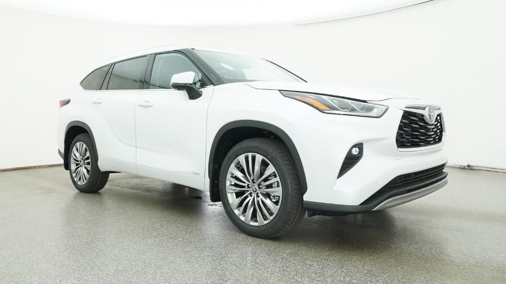 2026 Toyota Highlander Hybrid Platinum