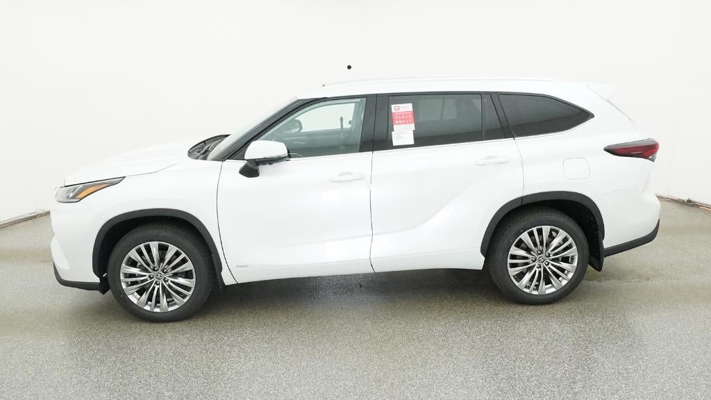 2026 Toyota Highlander Hybrid Platinum
