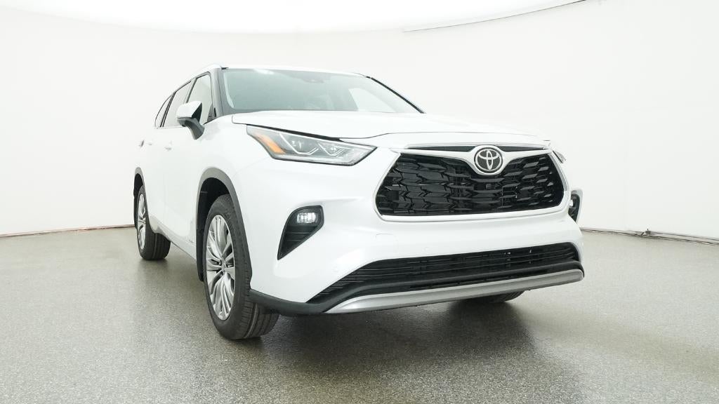 2026 Toyota Highlander Hybrid Platinum