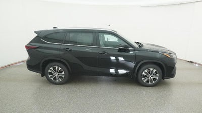 2026 Toyota Highlander Hybrid XLE