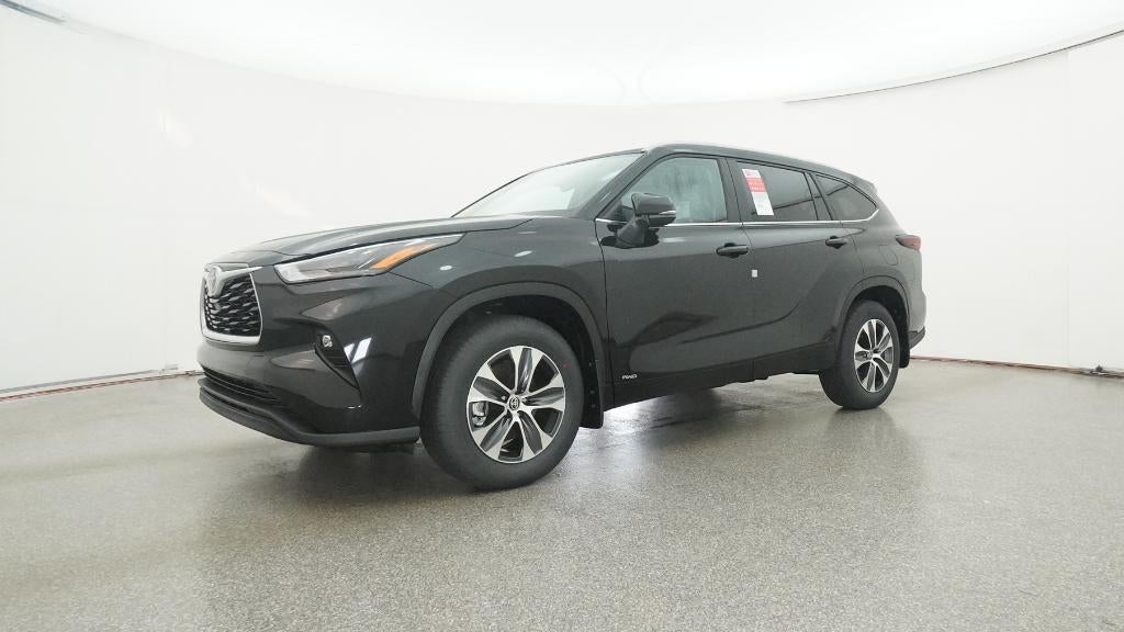 2026 Toyota Highlander Hybrid XLE