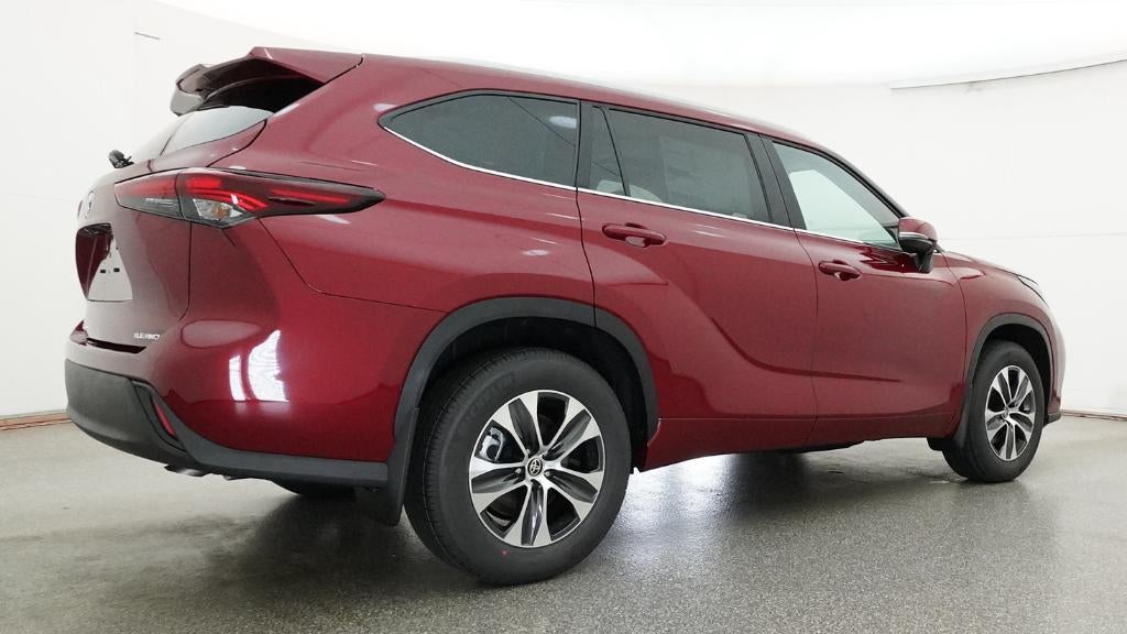 2026 Toyota Highlander XLE