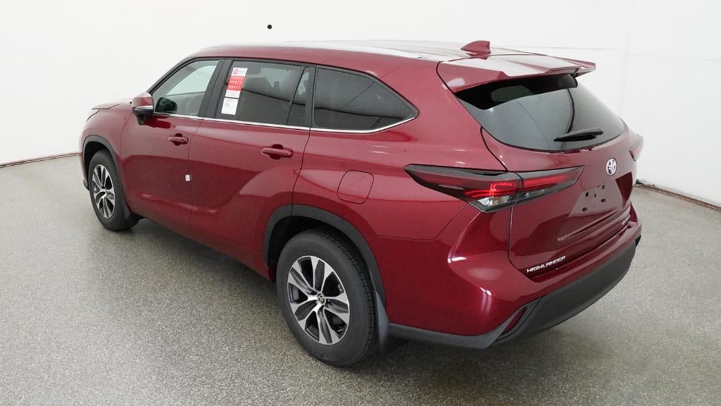 2026 Toyota Highlander XLE