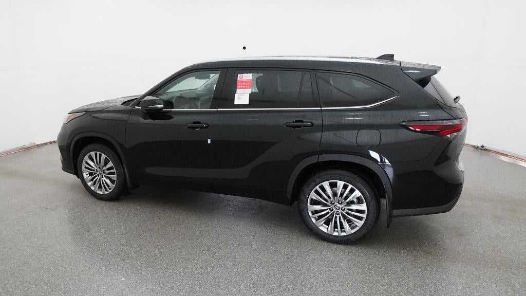 2026 Toyota Highlander Platinum