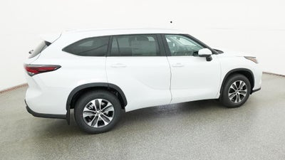 2026 Toyota Highlander XLE