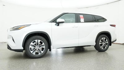 2026 Toyota Highlander XLE