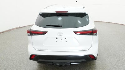 2026 Toyota Highlander XLE