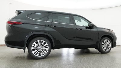 2026 Toyota Highlander Platinum