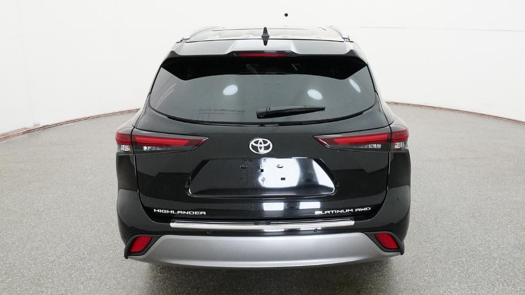 2026 Toyota Highlander Platinum