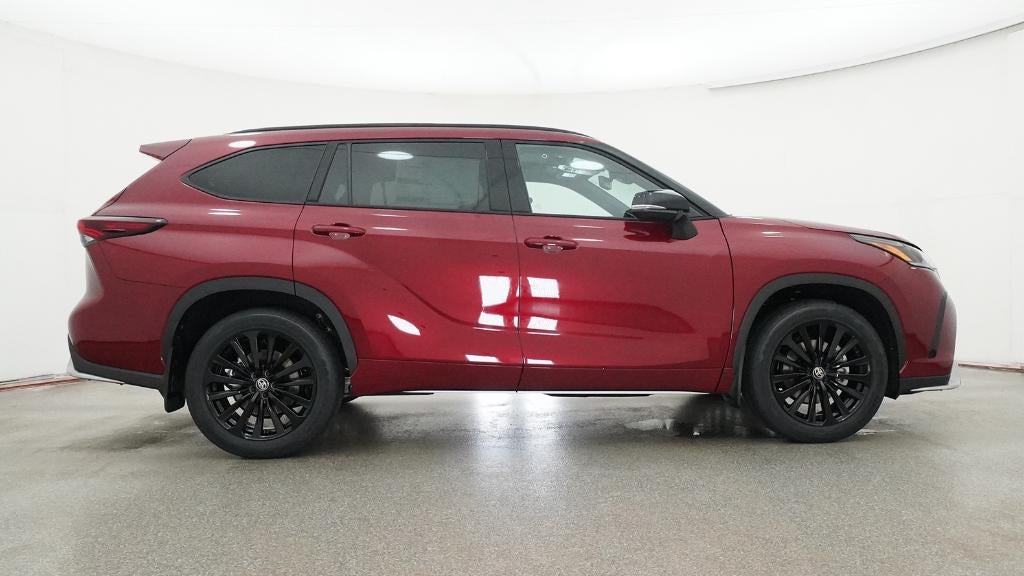 2026 Toyota Highlander XSE