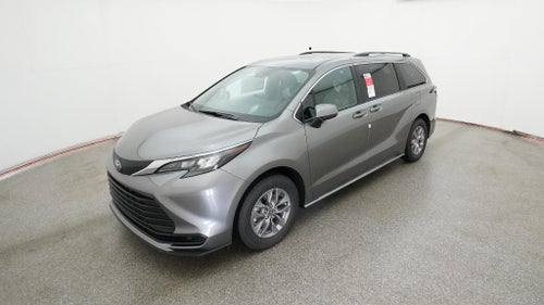 2026 Toyota Sienna LE
