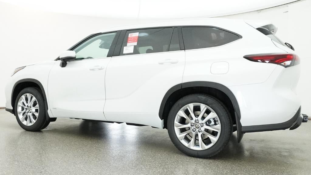 2026 Toyota Highlander Hybrid Limited