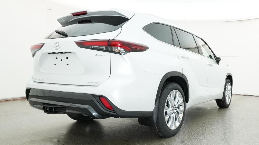 2026 Toyota Highlander Hybrid Limited