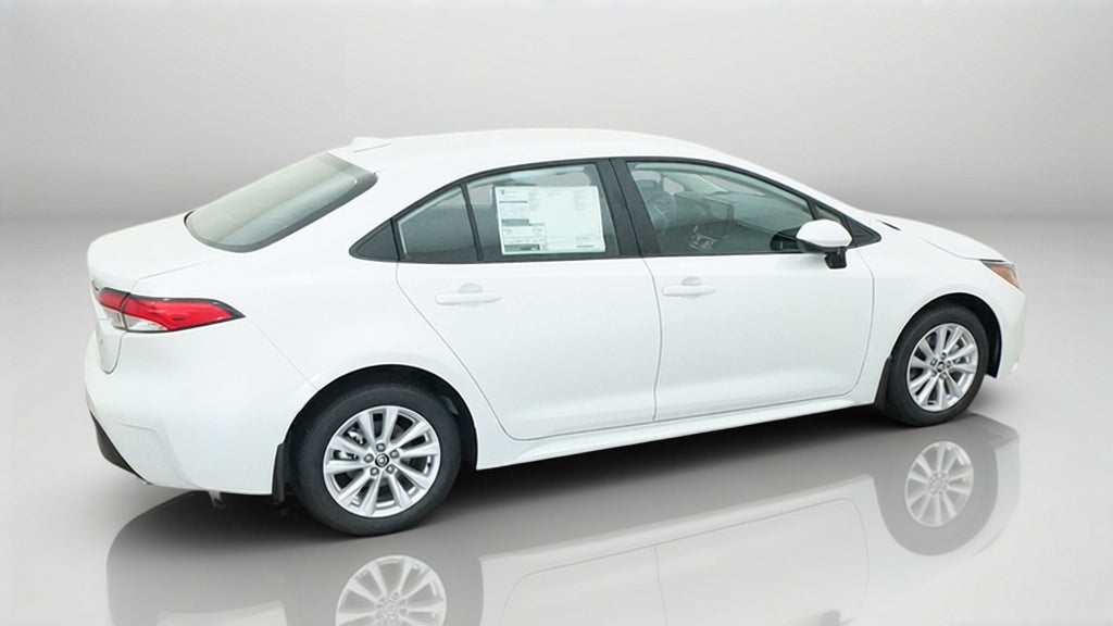 2027 Toyota Corolla LE