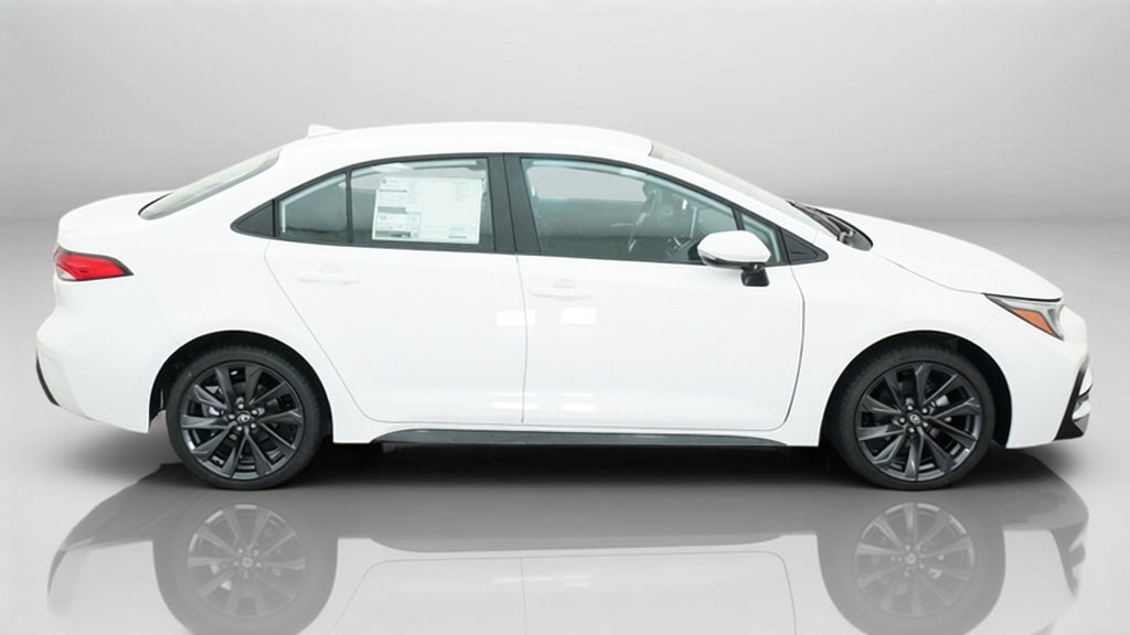 2027 Toyota Corolla SE
