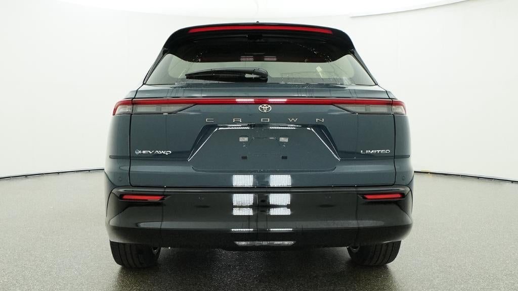 2026 Toyota Toyota Crown Signia Limited
