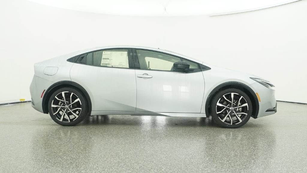 2025 Toyota Prius Plug-in Hybrid XSE