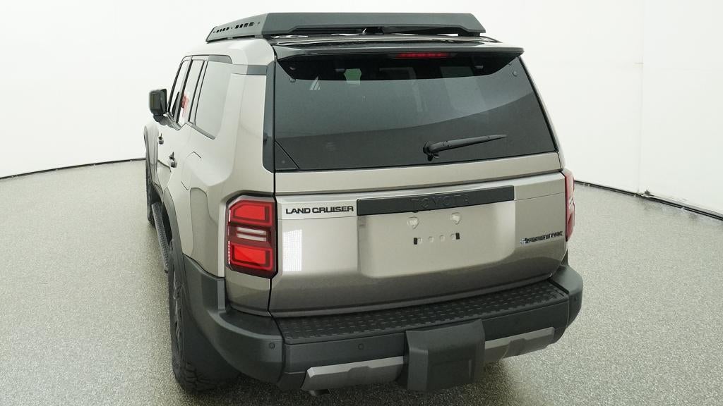 2027 Toyota Land Cruiser Base
