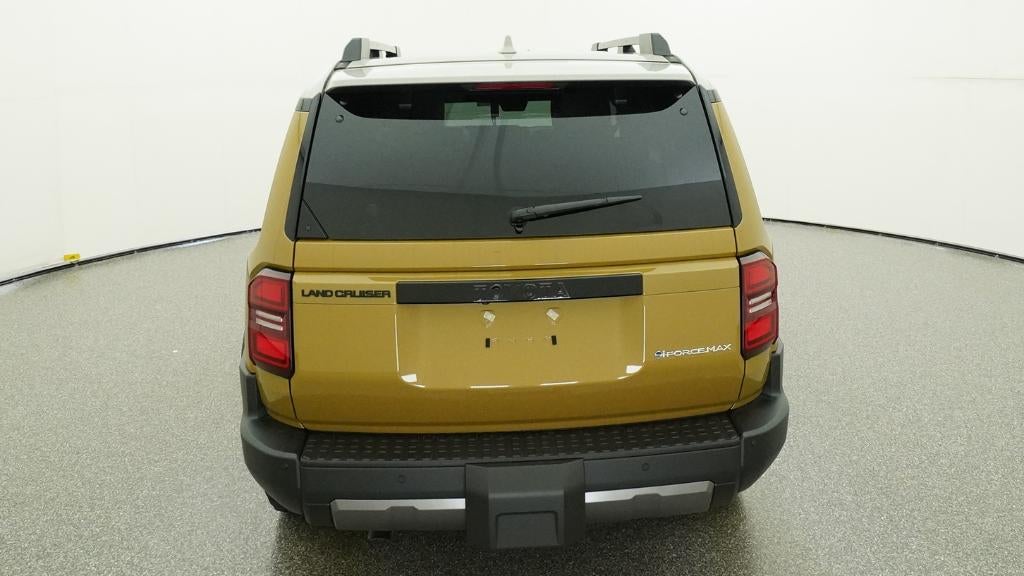 2027 Toyota Land Cruiser Base