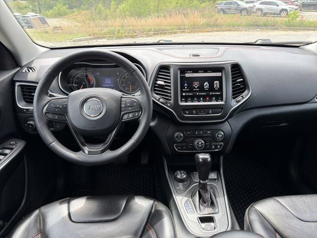 2023 Jeep Cherokee Trailhawk