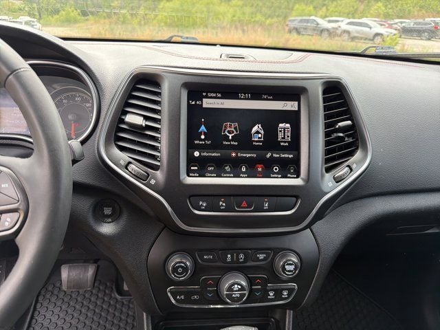 2023 Jeep Cherokee Trailhawk