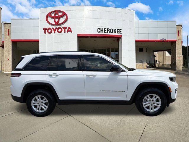2023 Jeep Grand Cherokee Laredo