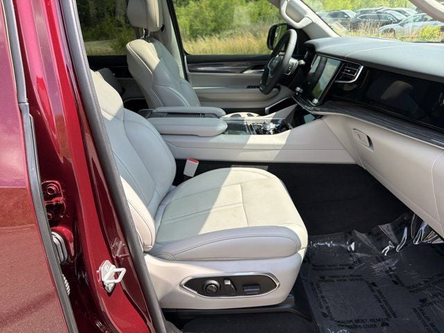 2022 Jeep Wagoneer Series III