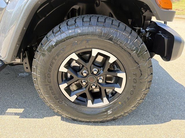 2025 Jeep Gladiator High Tide