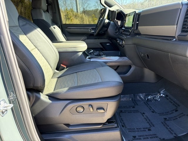 2025 Chevrolet Silverado 2500HD ZR2