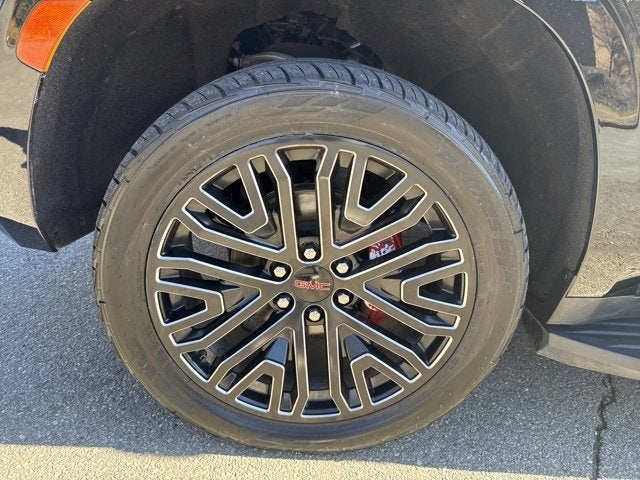 2022 GMC Yukon XL AT4