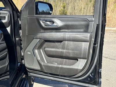 2022 GMC Yukon XL AT4