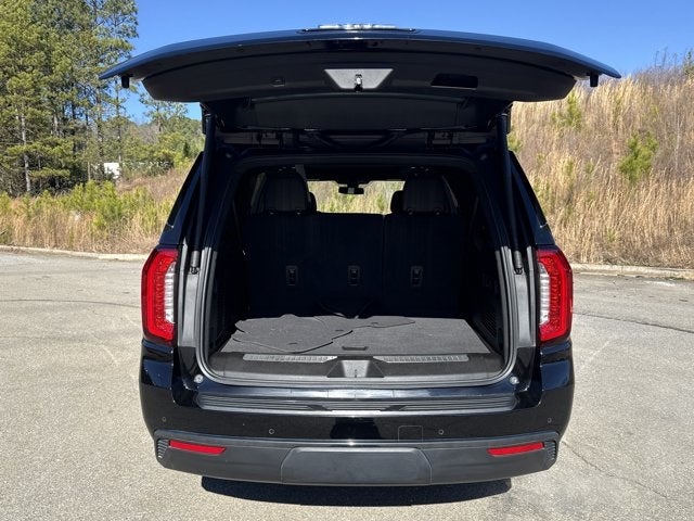 2022 GMC Yukon XL AT4