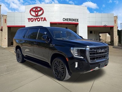 2022 GMC Yukon XL AT4