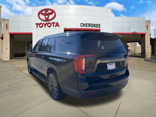 2022 GMC Yukon XL AT4