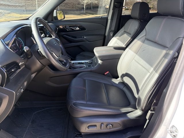 2022 Chevrolet Traverse RS